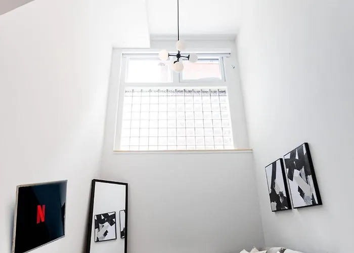 Modern Luxe 1Bdr With Sofabed In Mile End